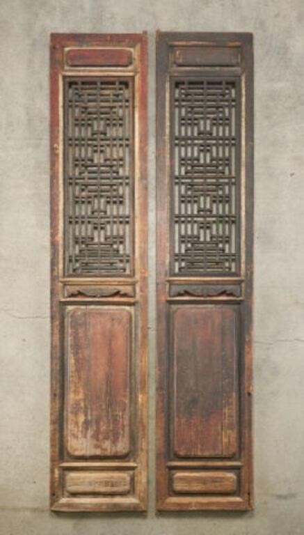 PAIR OF LARGE ASIAN DOORSA pair 3a896b