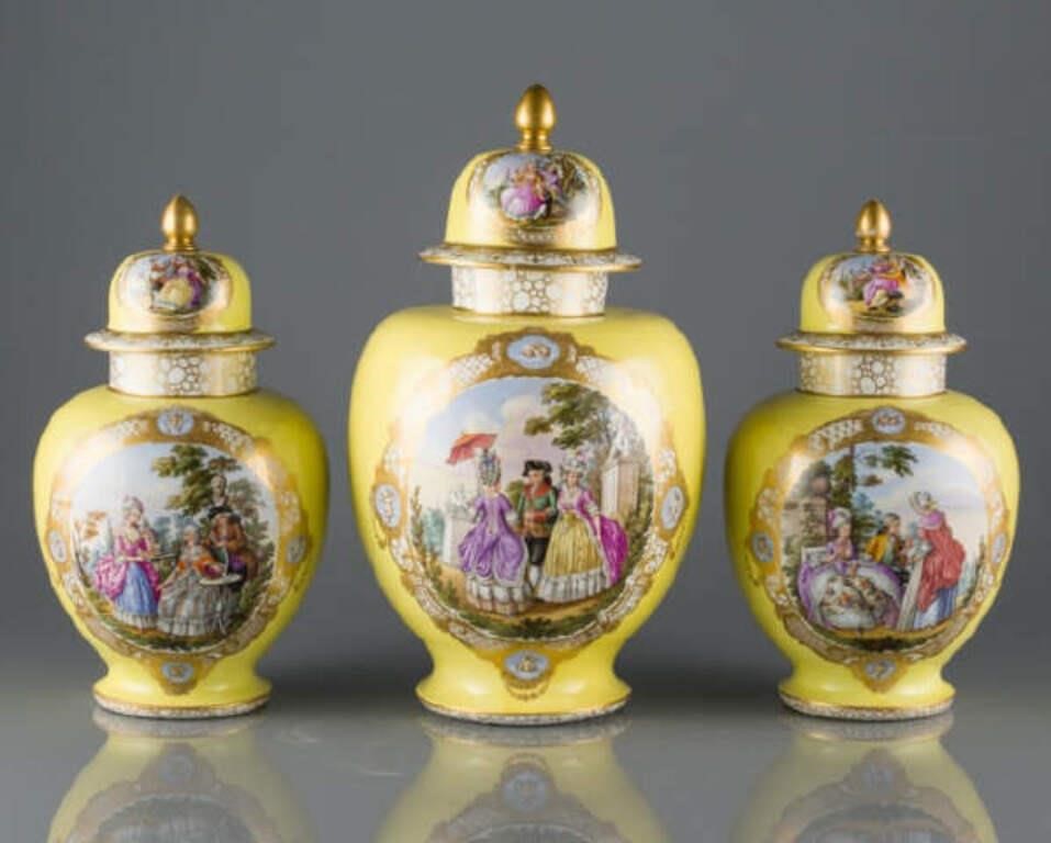 CONTINENTAL PORCELAIN GARNITURE,