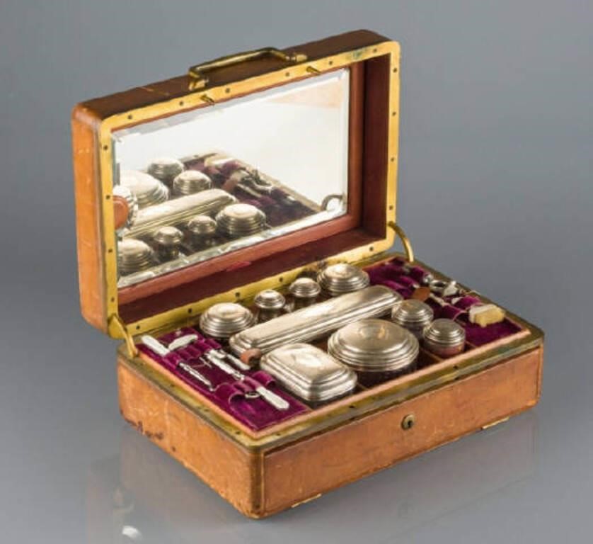 LEATHER CASED DRESSING CASE, CIRCA