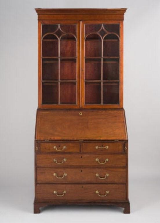 GEORGE III MAHOGANY BUREAU BOOKCASE  3a8ada