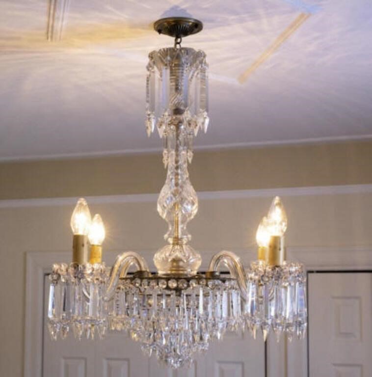 FOUR LIGHT CRYSTAL CHANDELIERA