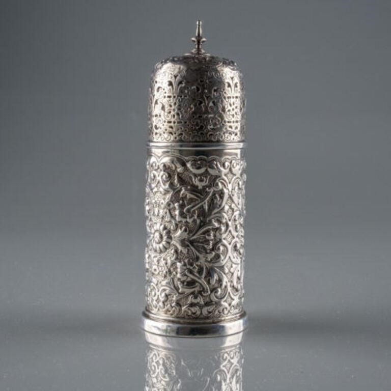 BRITISH STERLING SILVER MUFFINEERA