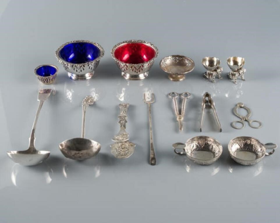 GROUP OF SILVER PLATED IMPLEMENTSA 3a8e89
