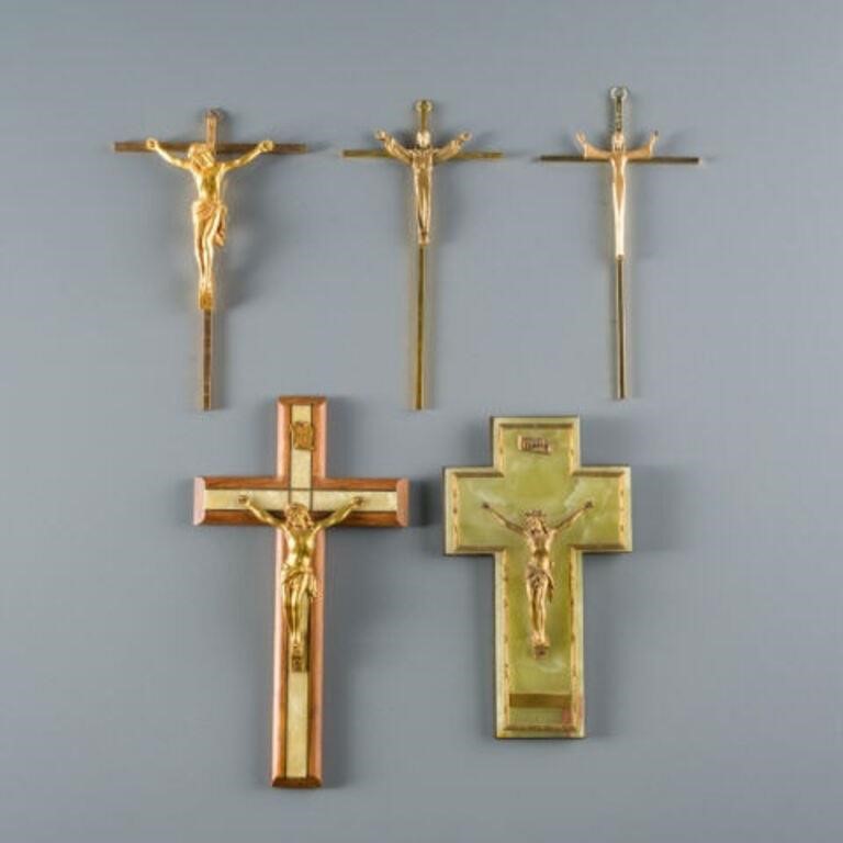 FIVE CRUCIFIXESA group of five 3a8e98