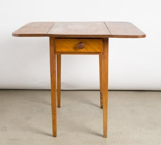 SMALL FLAMED BIRCH DROP LEAF TABLE  3a8f0f