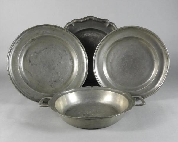 VARIOUS PEWTER TABLEWAREA group of 4