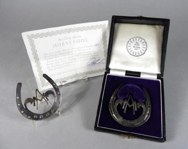 LIMITED EDITION SILVER HORSESHOE  3a92bf