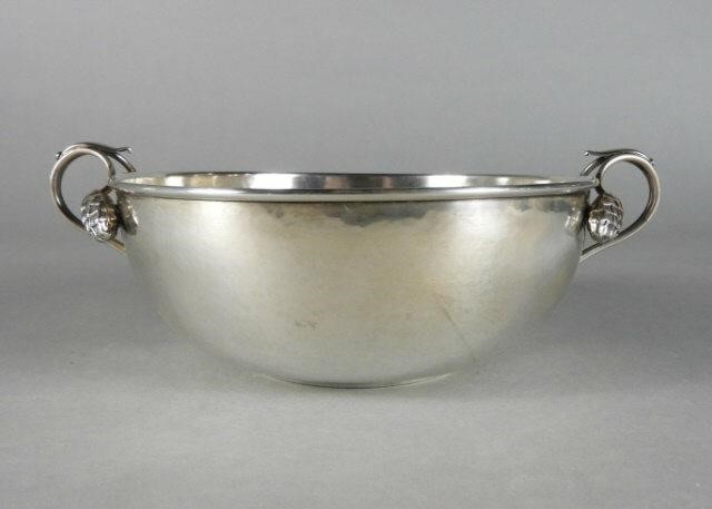 LARGE STERLING SILVER BOWL CARL 3a9350