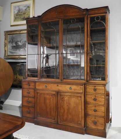 GEORGE IV MAHOGANY BREAKFRONT,