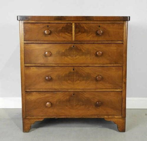 MAHOGANY CHEST OF DRAWERS, CA. 1870A