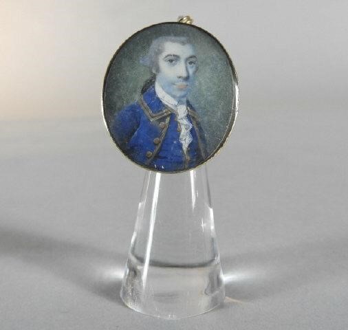 PORTRAIT MINIATURE 18KT GOLD  3a967b