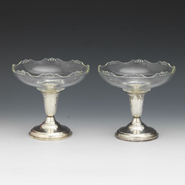 PAIR OF STERLING AND GLASS COMPOTES 3a71da