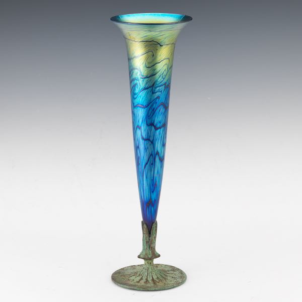 TIFFANY STYLE FAVRILLE TRUMPET VASE