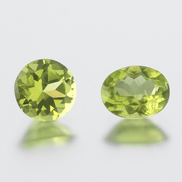 TWO UNMOUNTED 2.47 CT AND 2.66