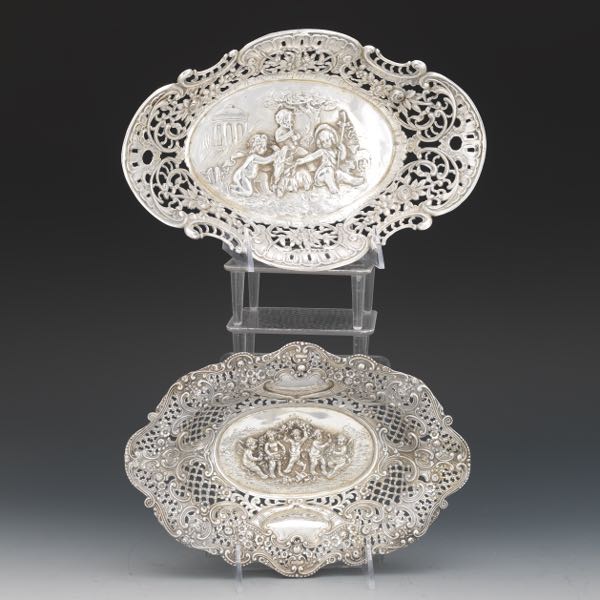 TWO RETICULATED GERMAN SILVER DISHES 3a7506