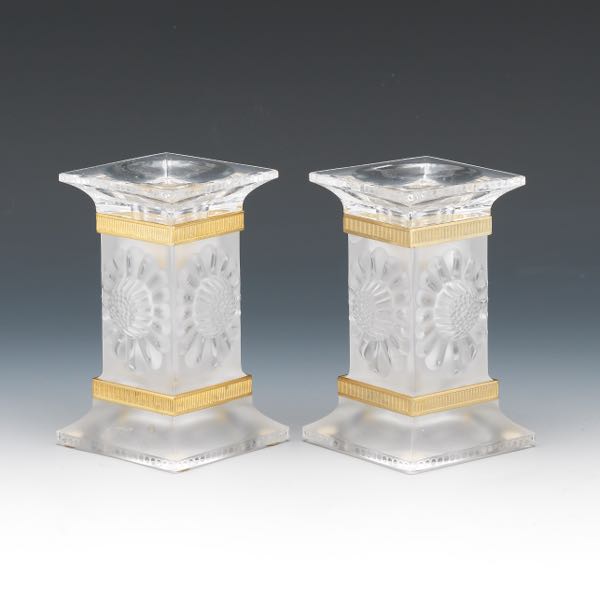 PAIR OF LALIQUE PAQUERETTES CANDLEHOLDERS 3a7526