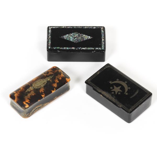 THREE ANTIQUE LACQUER AND TORTOISESHELL