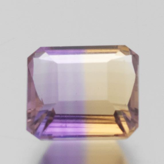 UNMOUNTED 8 31 CARAT EMERALD CUT 3a75d0