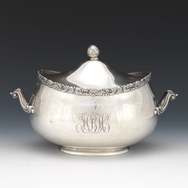 GORHAM STERLING SILVER LIDDED TUREEN  3a798d