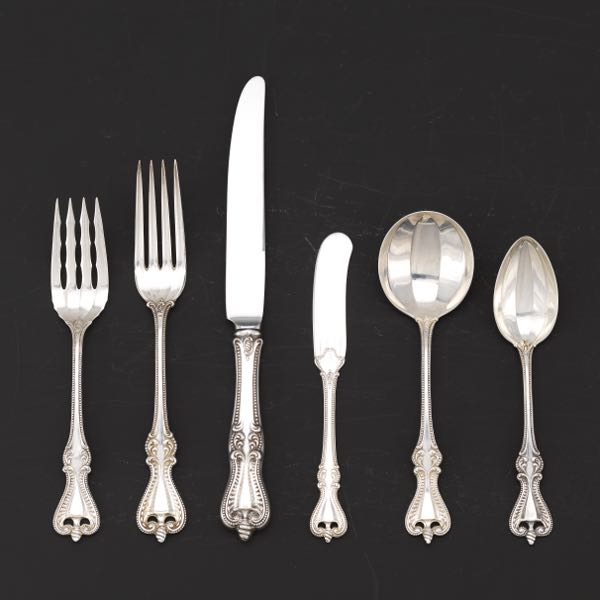 TOWLE FLATWARE SERVICE FOR EIGHT, OLD