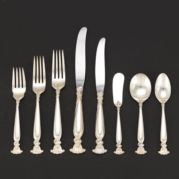 WALLACE STERLING SILVER TABLEWARE 3a79a5