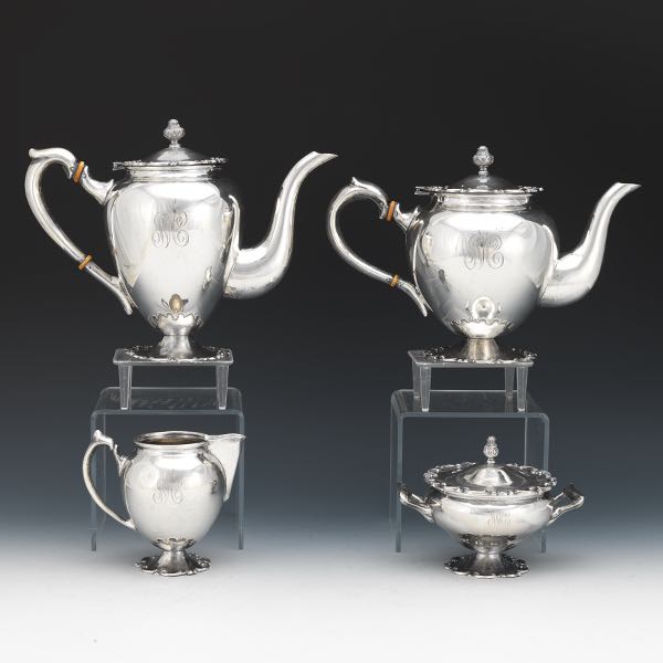 INDUSTRIA PERUANA 900 SILVER FOUR-PIECE