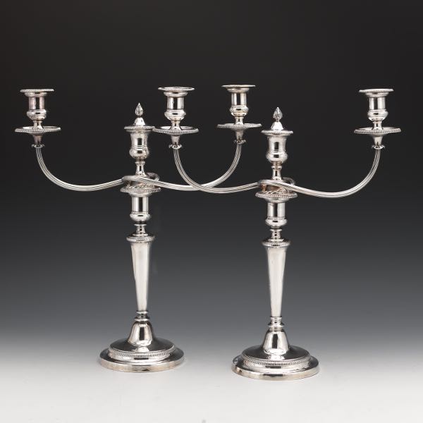 A PAIR OF SILVER PLATE CANDELABRA  3a7b25