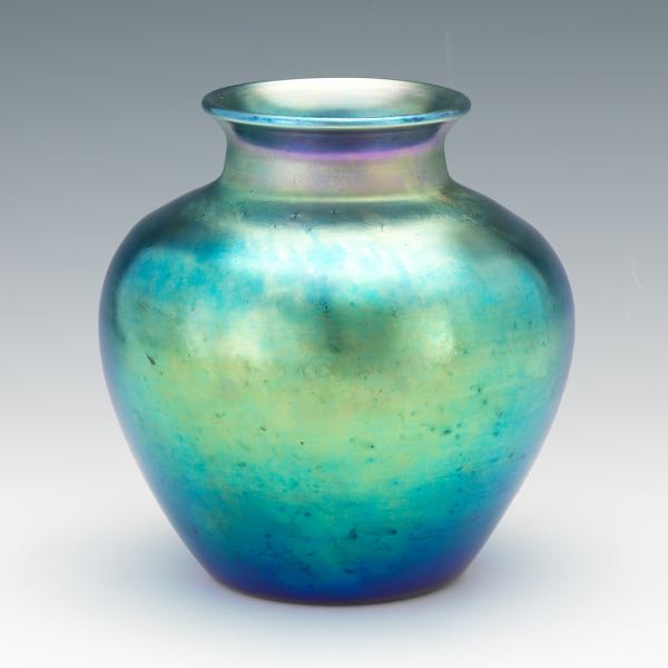 STEUBEN BLUE AURENE VASE  8 x  3 