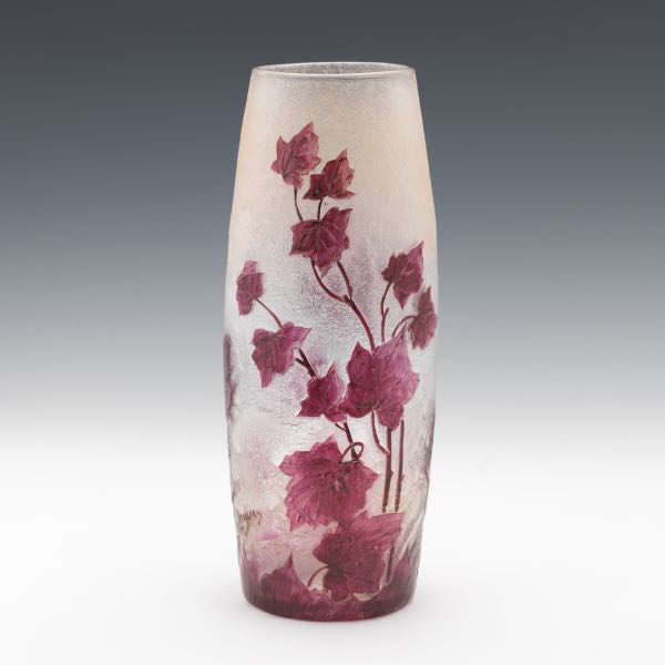 RUBY COLORED CAMEO CUT VASE 11 3a7b80