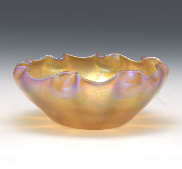 TIFFANY STUDIOS FAVRILE GLASS BOWL,