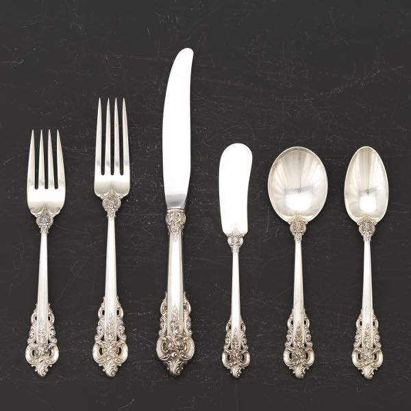 WALLACE STERLING SILVER SERVICE 3a7f80