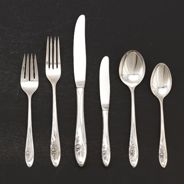 TOWLE STERLING SILVER TABLEWARE SERVICE