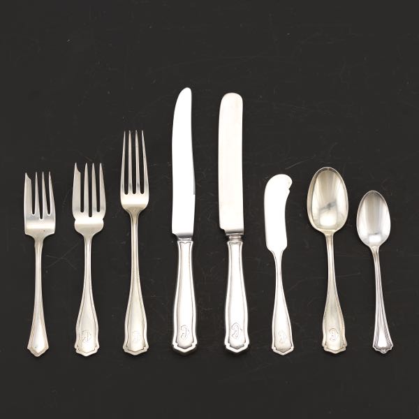 SHREVE & CO. STERLING FLATWARE SET 