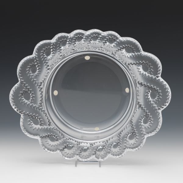 LALIQUE DISH WITH TWISTED RIM 2