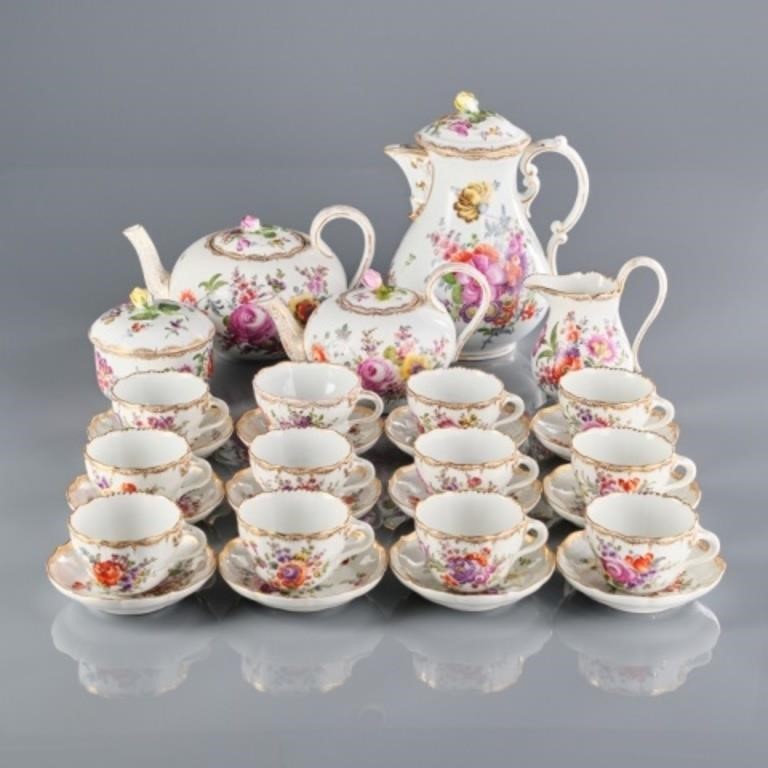 PORCELAIN TEA & COFFEE SERVICE