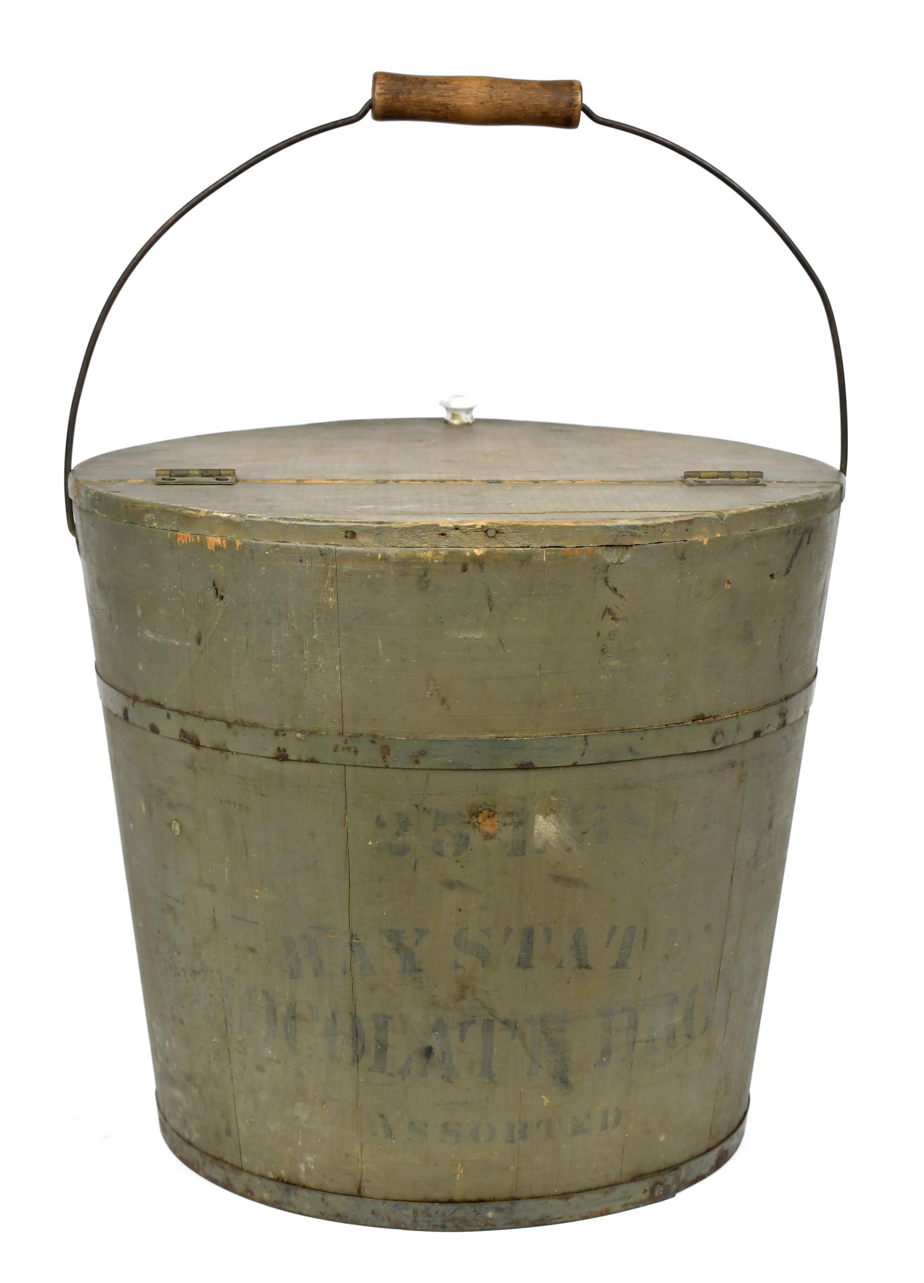 19TH C. GREEN PAINTED SHAKER LIDDED