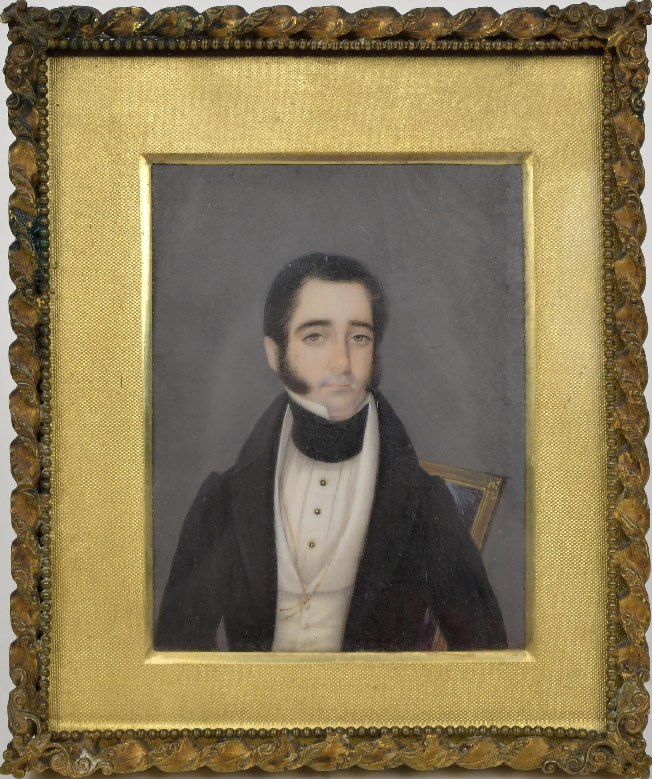 19TH C MINIATURE PORTRAIT GENTLEMAN  3aa976