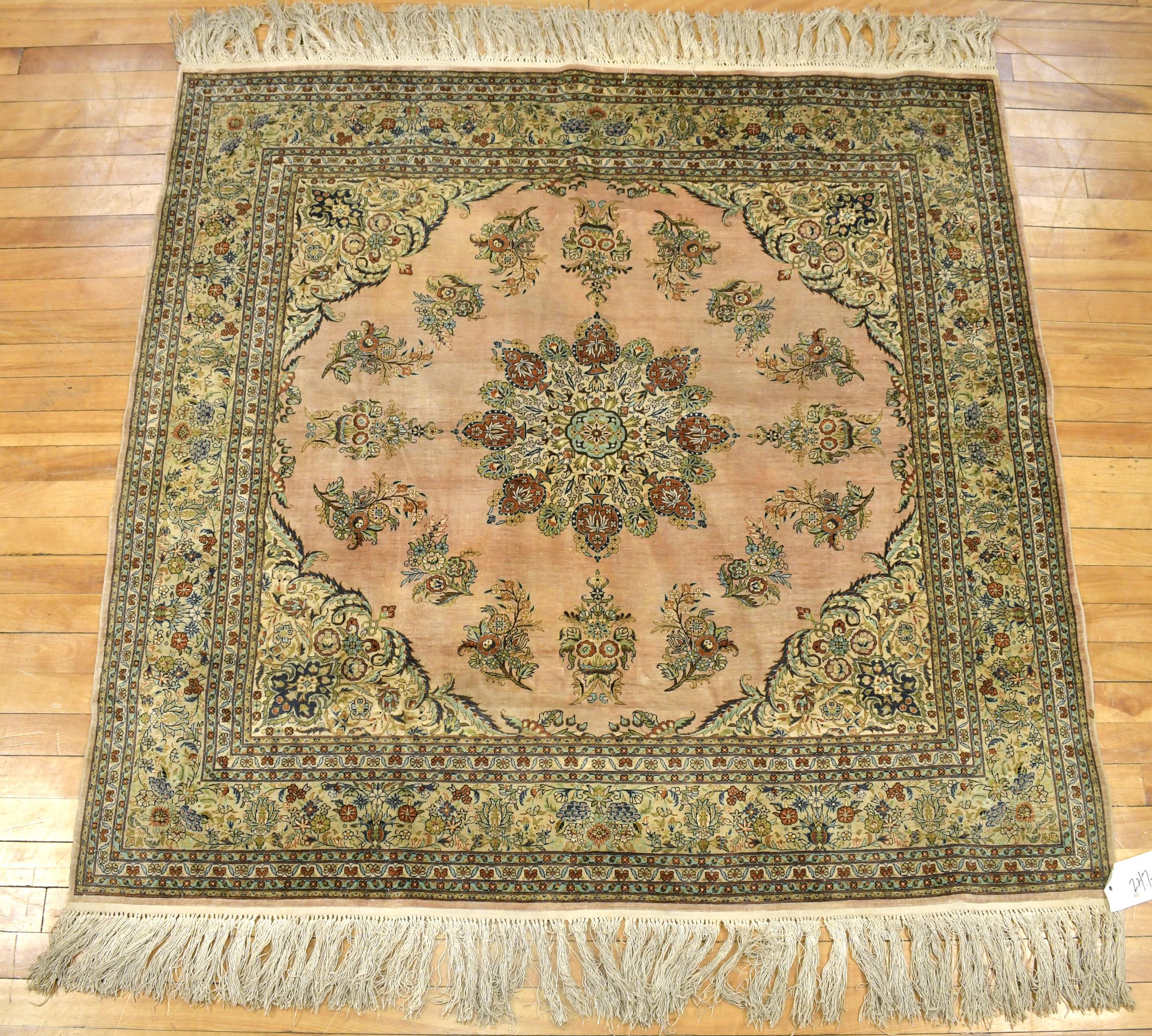 VINTAGE SILK SCATTER RUG. Lively