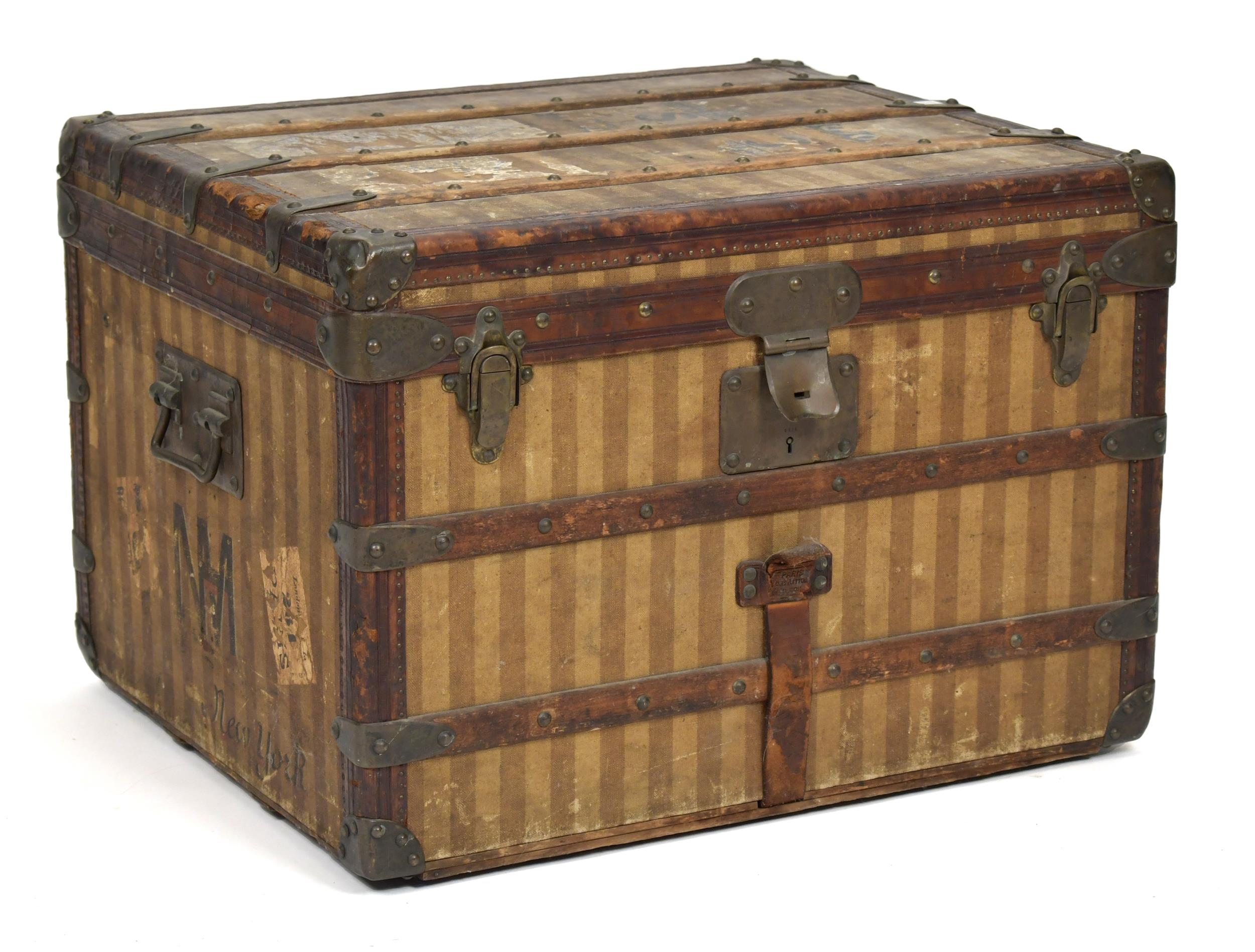 EARLY LOUIS VUITTON TRUNK. Early Louis