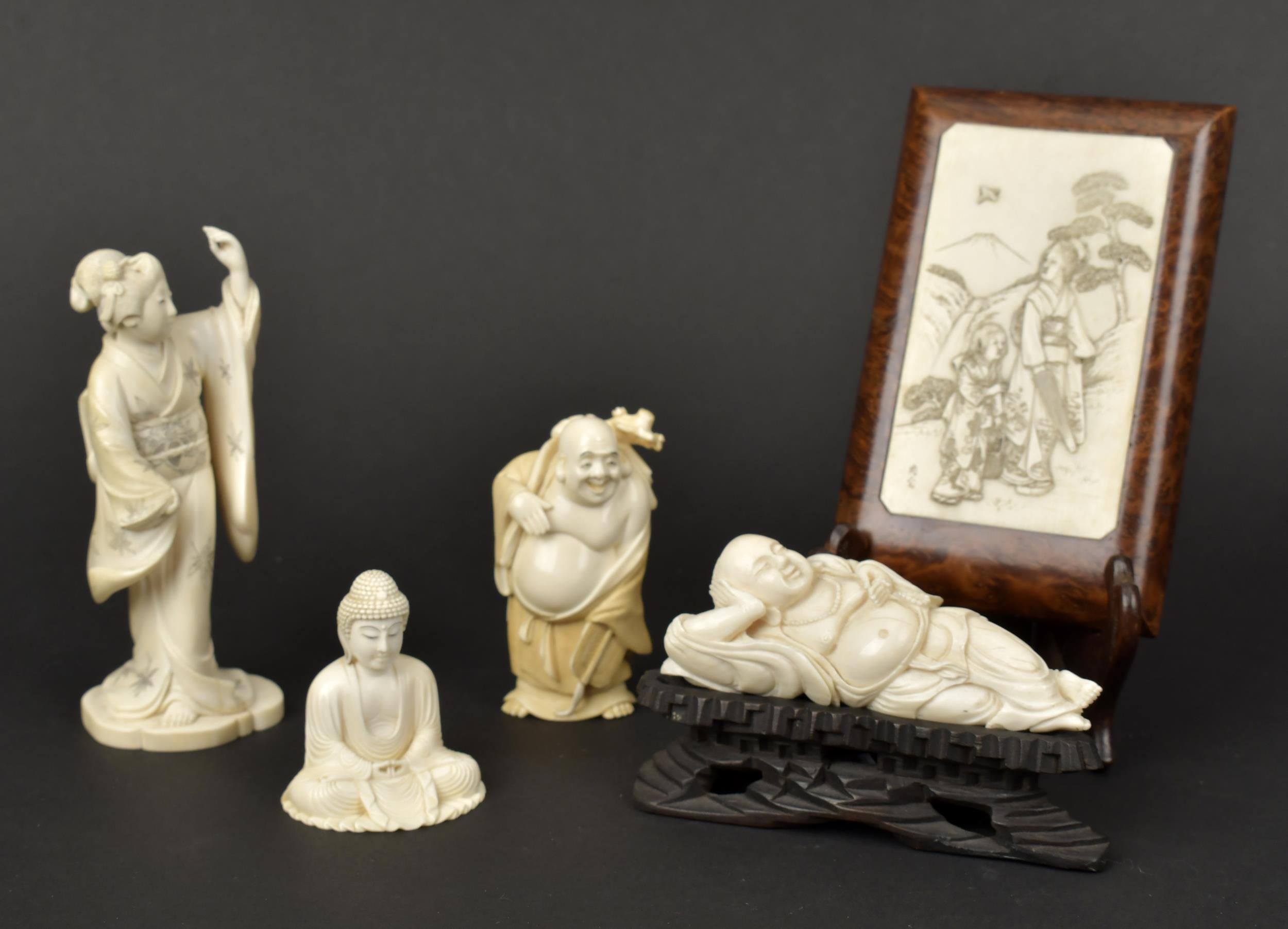 FIVE ANTIQUE CARVED BONE ASIAN FIGURES.