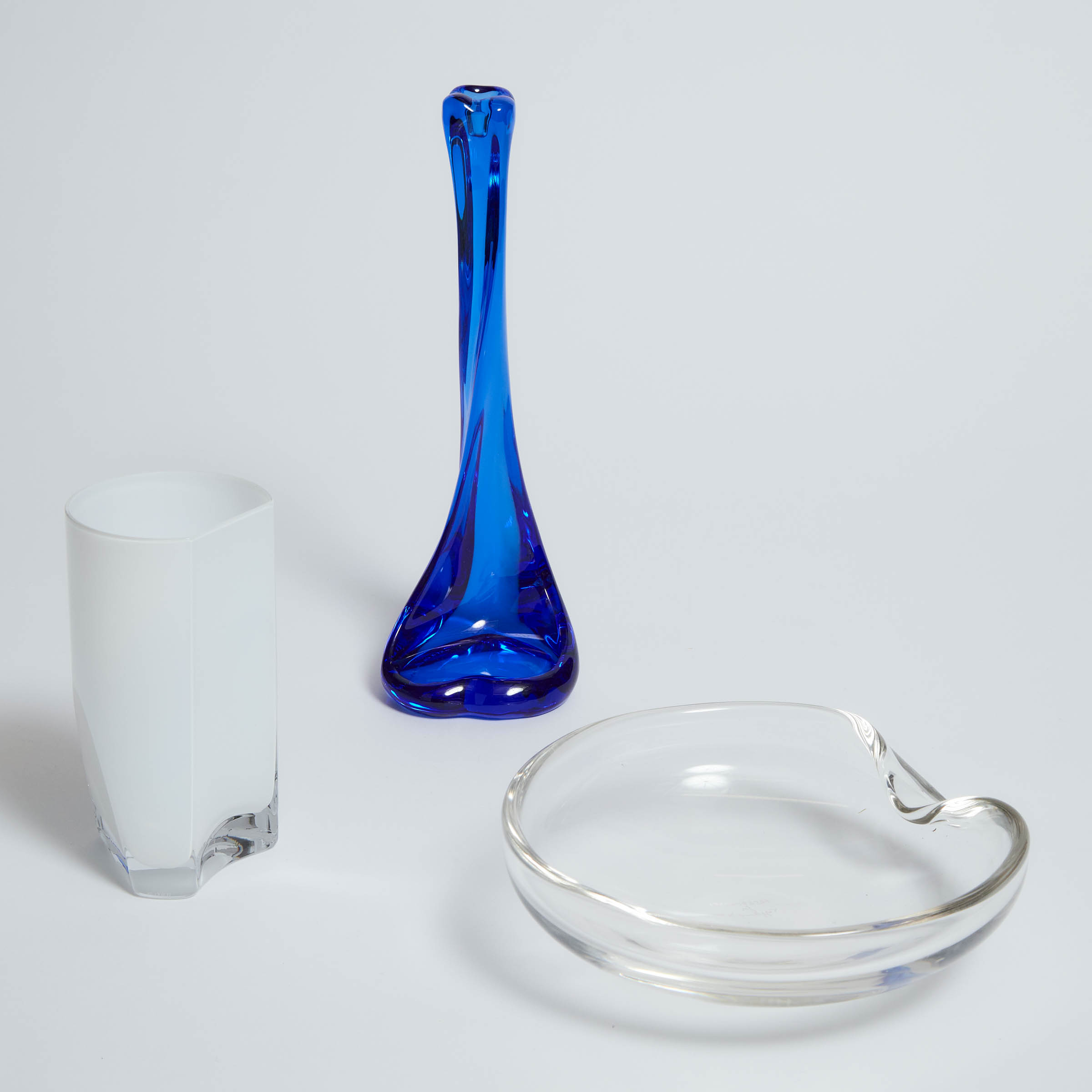 Two Glass Vases and a Bowl Elsa 3aac24