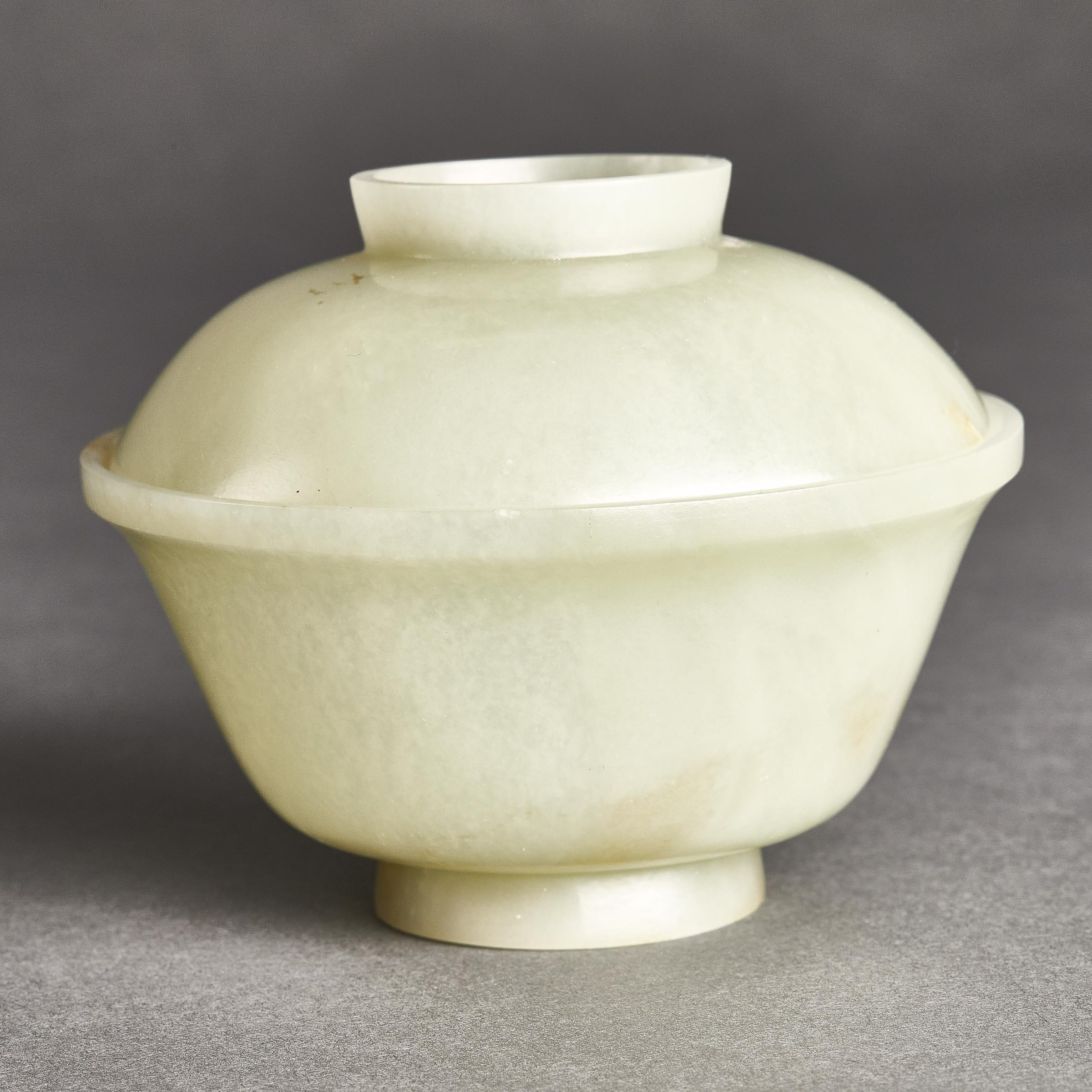 A Mughal Style Pale Celadon Jade 3aac73