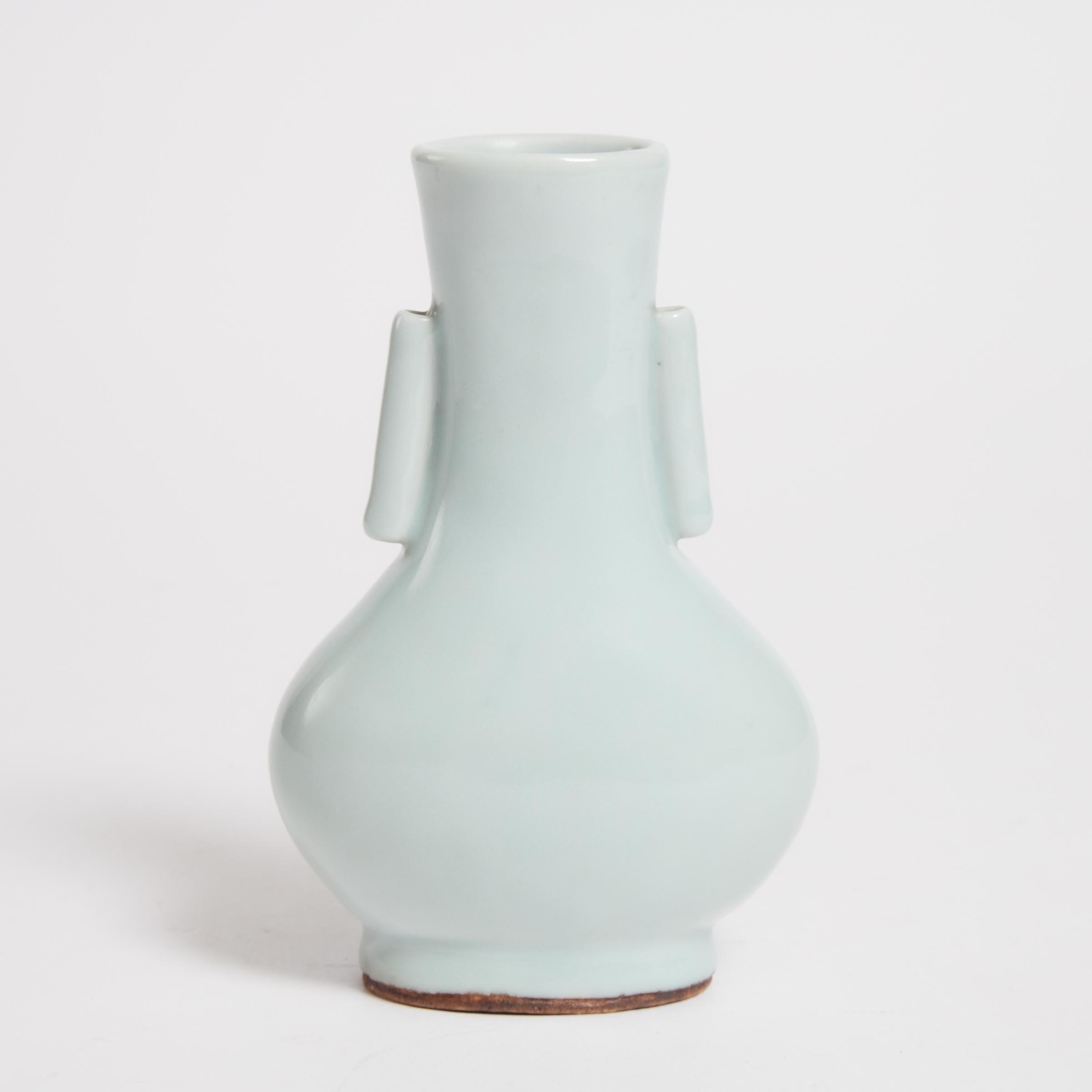 A Celadon Glazed Arrow Vase  3aac7c