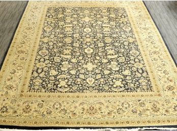 A large modern Oriental room size 3ab254