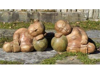 A pair of Balinese carved hardwood 3ab437