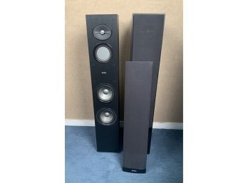 A pair of Infinity floor standing 3ab706