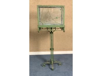 Antique two part standing green 3ab7ab