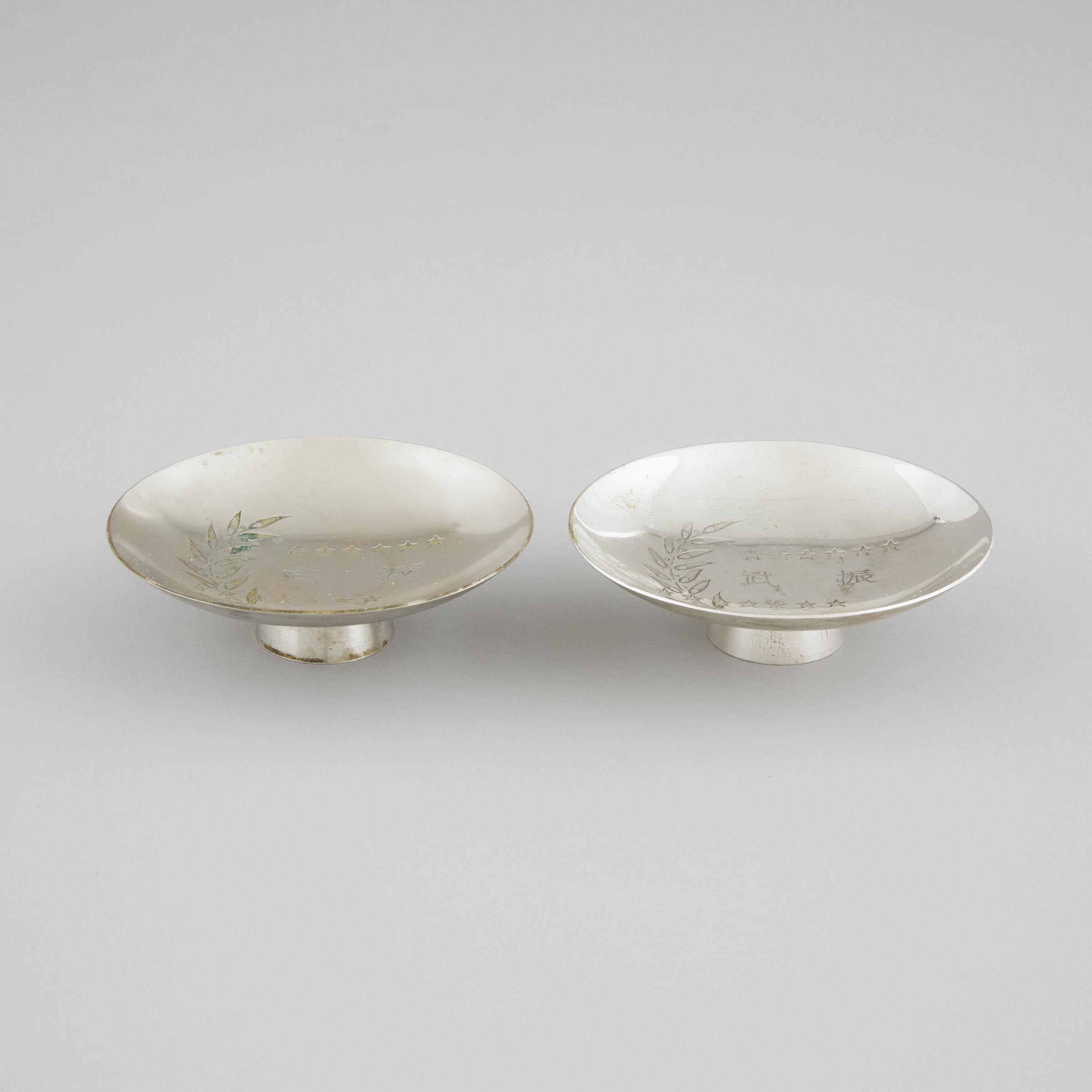 A Pair of Japanese Silver 'Mukden