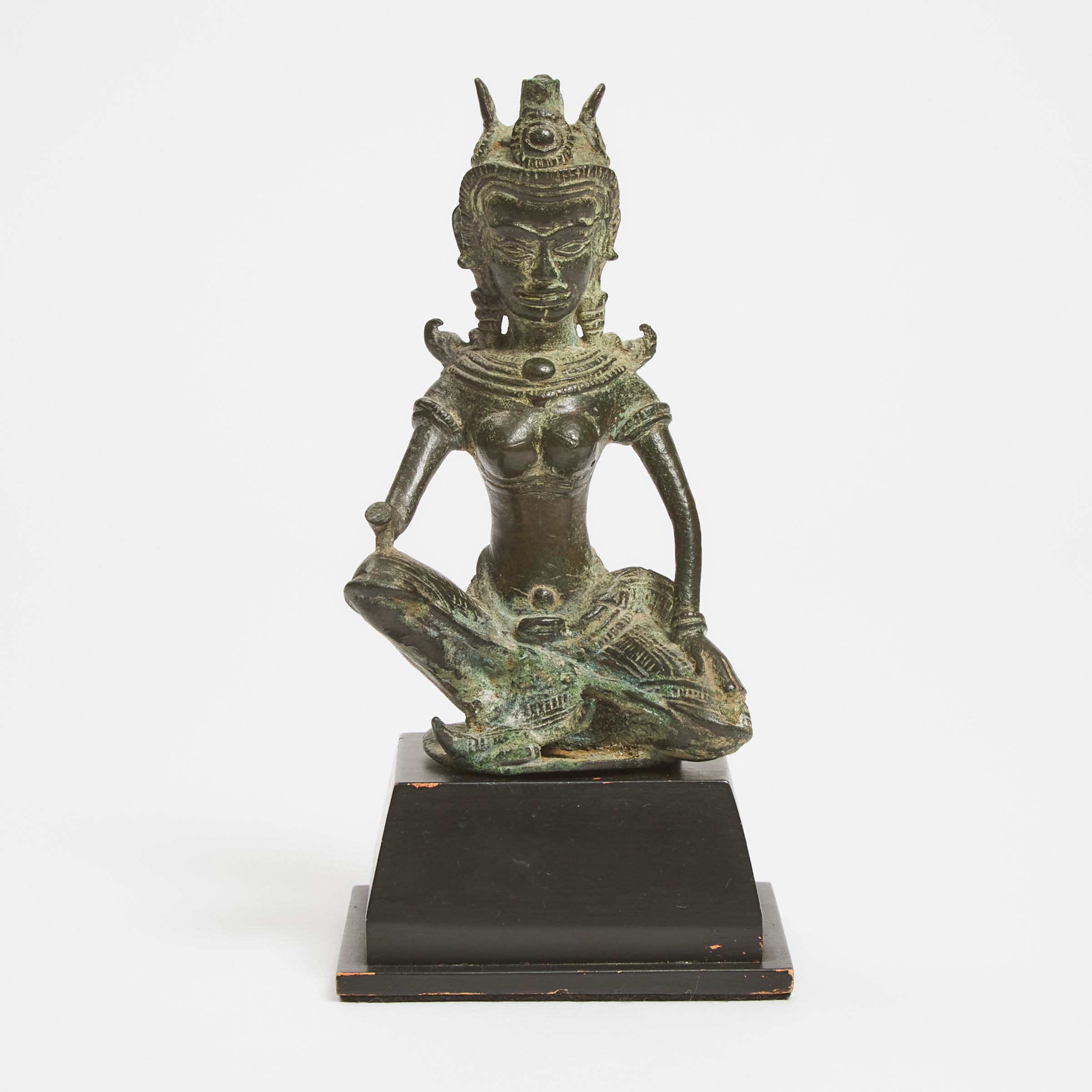 A Khmer Bronze Figure of Tara  3ab912