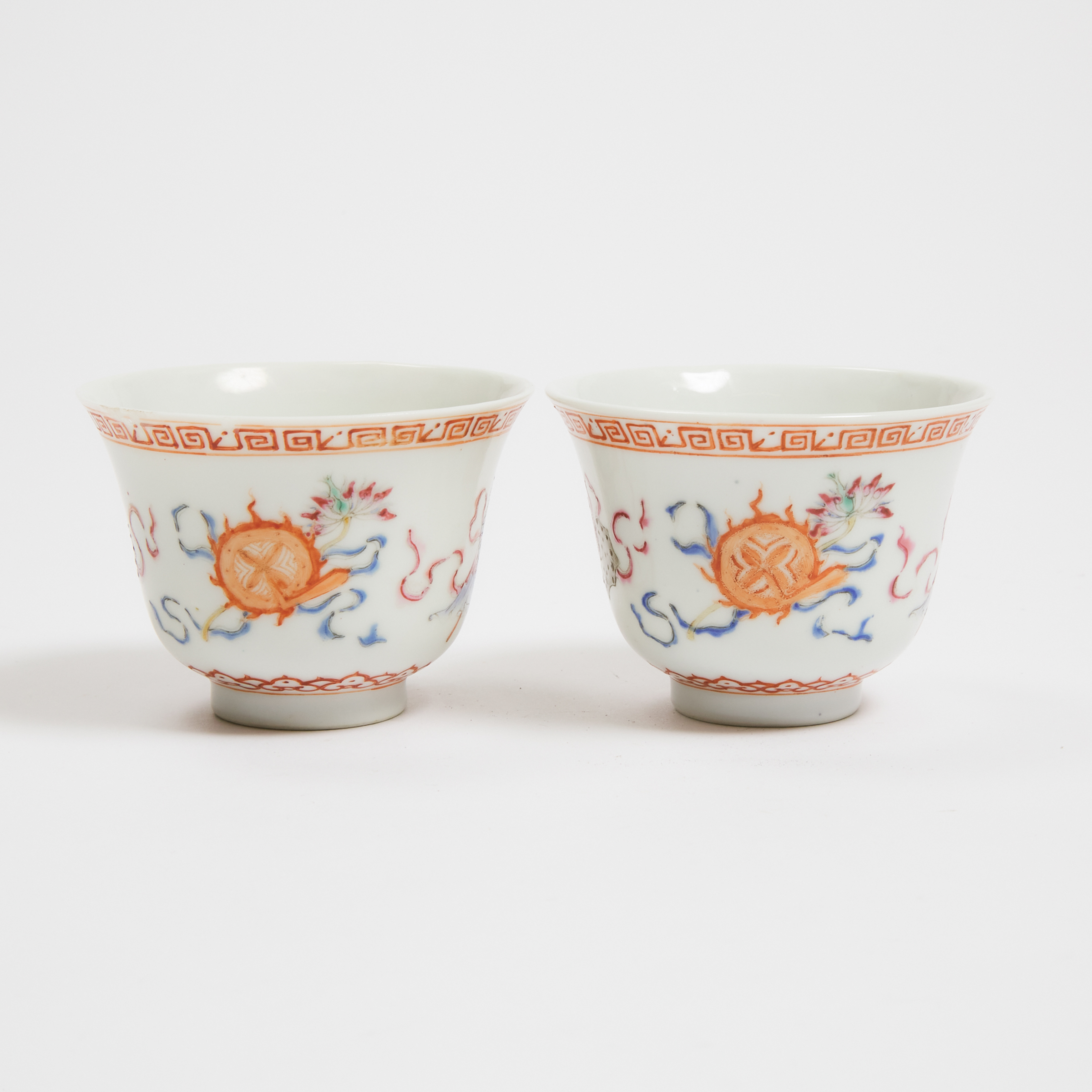 A Pair of Famille Rose Buddhist 3ab933